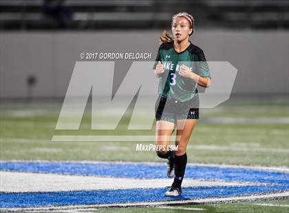 Thumbnail 3 in Red Oak vs. Lake Ridge (UIL 5A Regional Quarterfinal) photogallery.