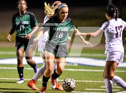 Thumbnail 3 in Red Oak vs. Lake Ridge (UIL 5A Regional Quarterfinal) photogallery.
