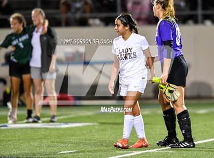 Thumbnail 3 in Red Oak vs. Lake Ridge (UIL 5A Regional Quarterfinal) photogallery.