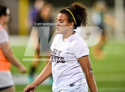Thumbnail 2 in Red Oak vs. Lake Ridge (UIL 5A Regional Quarterfinal) photogallery.