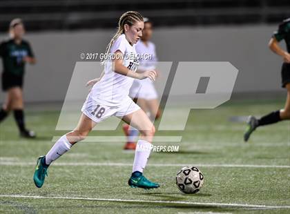 Thumbnail 1 in Red Oak vs. Lake Ridge (UIL 5A Regional Quarterfinal) photogallery.