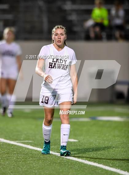 Thumbnail 2 in Red Oak vs. Lake Ridge (UIL 5A Regional Quarterfinal) photogallery.