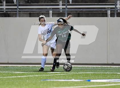 Thumbnail 3 in Red Oak vs. Lake Ridge (UIL 5A Regional Quarterfinal) photogallery.
