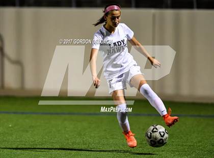 Thumbnail 3 in Red Oak vs. Lake Ridge (UIL 5A Regional Quarterfinal) photogallery.