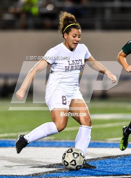 Thumbnail 3 in Red Oak vs. Lake Ridge (UIL 5A Regional Quarterfinal) photogallery.