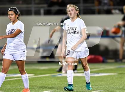 Thumbnail 1 in Red Oak vs. Lake Ridge (UIL 5A Regional Quarterfinal) photogallery.