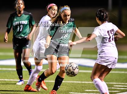 Thumbnail 1 in Red Oak vs. Lake Ridge (UIL 5A Regional Quarterfinal) photogallery.