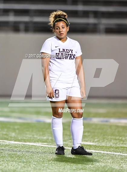Thumbnail 1 in Red Oak vs. Lake Ridge (UIL 5A Regional Quarterfinal) photogallery.