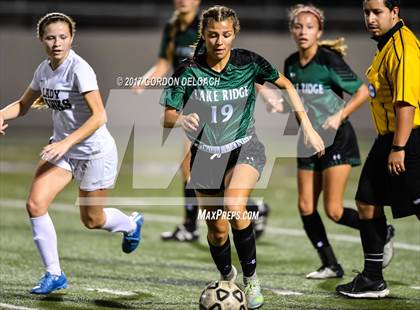 Thumbnail 3 in Red Oak vs. Lake Ridge (UIL 5A Regional Quarterfinal) photogallery.