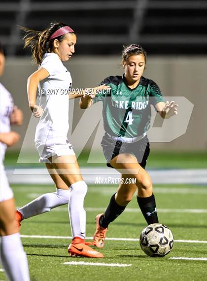 Thumbnail 3 in Red Oak vs. Lake Ridge (UIL 5A Regional Quarterfinal) photogallery.
