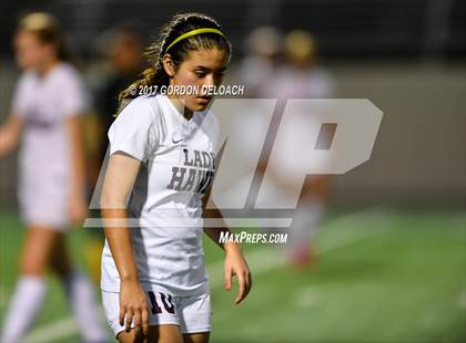 Thumbnail 1 in Red Oak vs. Lake Ridge (UIL 5A Regional Quarterfinal) photogallery.