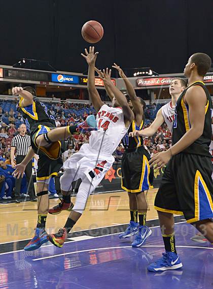 Thumbnail 1 in Grant vs. Antelope (CIF SJS D2 Final) photogallery.