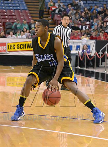 Thumbnail 2 in Grant vs. Antelope (CIF SJS D2 Final) photogallery.