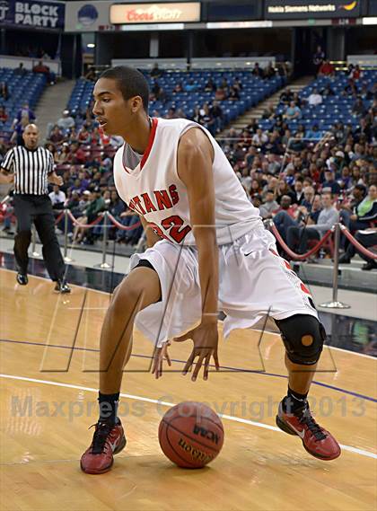 Thumbnail 2 in Grant vs. Antelope (CIF SJS D2 Final) photogallery.