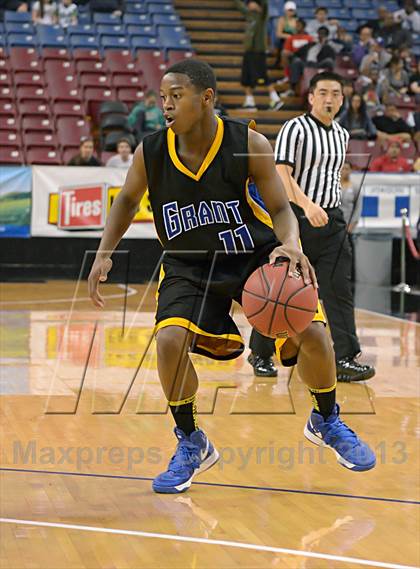 Thumbnail 1 in Grant vs. Antelope (CIF SJS D2 Final) photogallery.