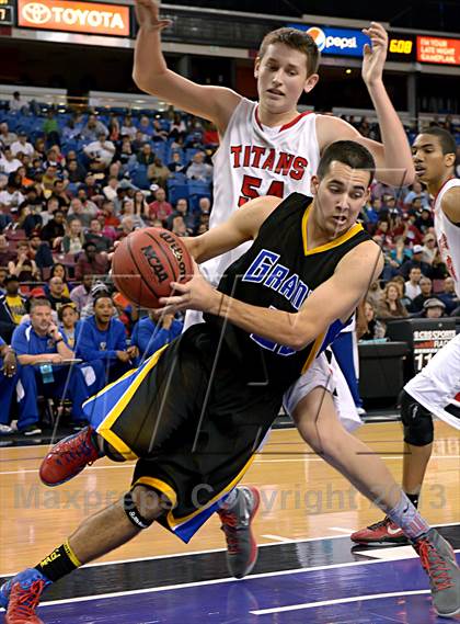 Thumbnail 2 in Grant vs. Antelope (CIF SJS D2 Final) photogallery.