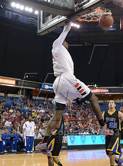 Thumbnail 3 in Grant vs. Antelope (CIF SJS D2 Final) photogallery.