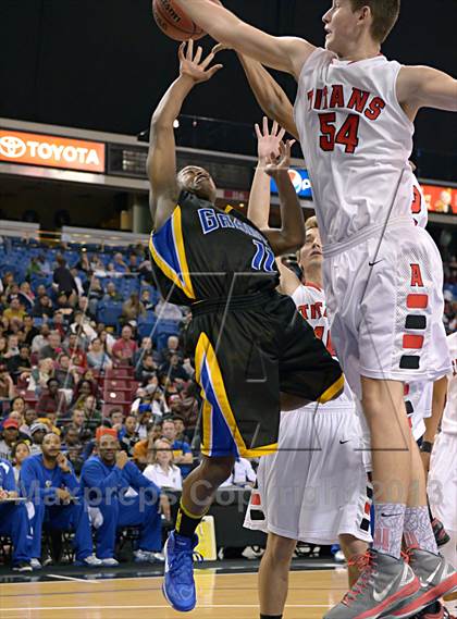 Thumbnail 3 in Grant vs. Antelope (CIF SJS D2 Final) photogallery.