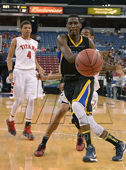 Thumbnail 2 in Grant vs. Antelope (CIF SJS D2 Final) photogallery.