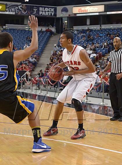 Thumbnail 3 in Grant vs. Antelope (CIF SJS D2 Final) photogallery.