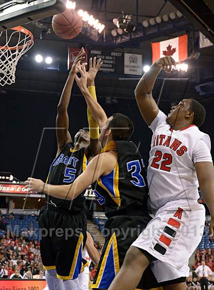 Thumbnail 3 in Grant vs. Antelope (CIF SJS D2 Final) photogallery.