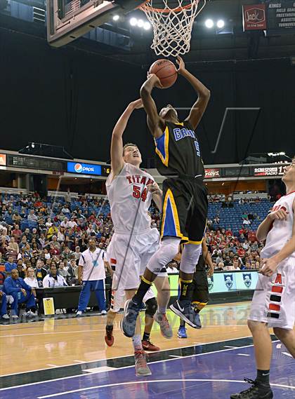 Thumbnail 1 in Grant vs. Antelope (CIF SJS D2 Final) photogallery.