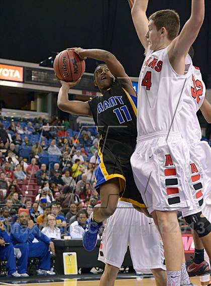 Thumbnail 2 in Grant vs. Antelope (CIF SJS D2 Final) photogallery.