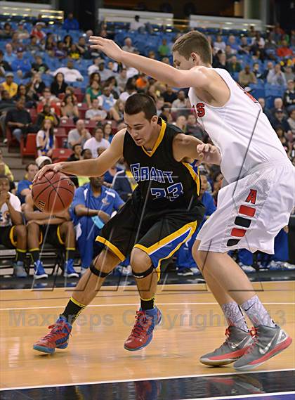Thumbnail 3 in Grant vs. Antelope (CIF SJS D2 Final) photogallery.
