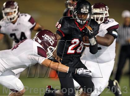 Thumbnail 3 in Jenks vs. Trinity photogallery.