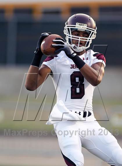 Thumbnail 3 in Jenks vs. Trinity photogallery.