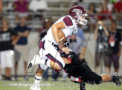 Thumbnail 1 in Jenks vs. Trinity photogallery.