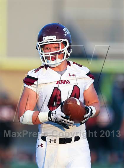 Thumbnail 1 in Jenks vs. Trinity photogallery.