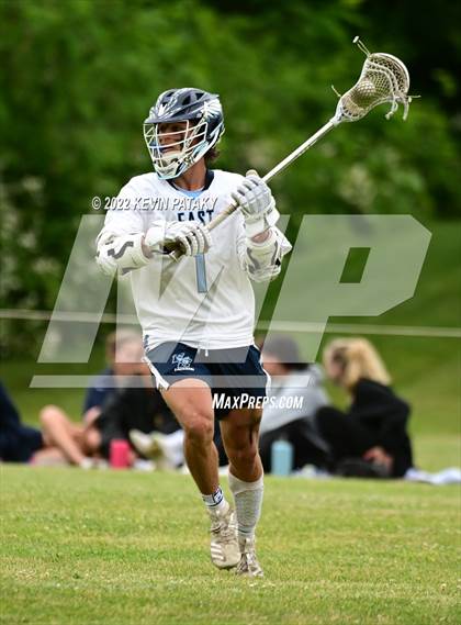 Thumbnail 2 in Guilford @ East Catholic (CIAC Class M 1st Round) photogallery.