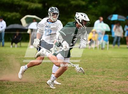 Thumbnail 3 in Guilford @ East Catholic (CIAC Class M 1st Round) photogallery.