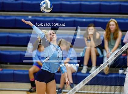 Thumbnail 1 in Sequoyah @ Pope photogallery.