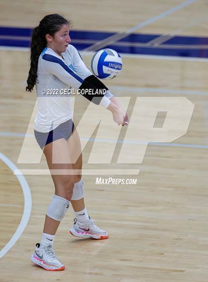 Thumbnail 1 in Sequoyah @ Pope photogallery.