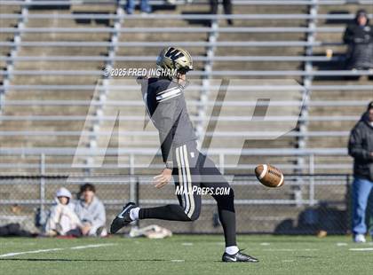 Thumbnail 2 in James Madison vs Westfield (VHSL Class 6D Region Final) photogallery.