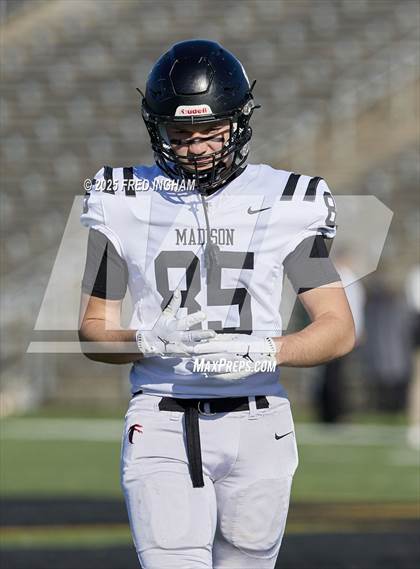 Thumbnail 3 in James Madison vs Westfield (VHSL Class 6D Region Final) photogallery.