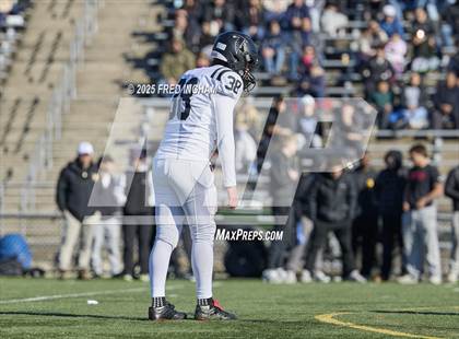 Thumbnail 2 in James Madison vs Westfield (VHSL Class 6D Region Final) photogallery.