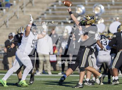 Thumbnail 2 in James Madison vs Westfield (VHSL Class 6D Region Final) photogallery.