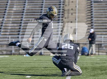 Thumbnail 1 in James Madison vs Westfield (VHSL Class 6D Region Final) photogallery.
