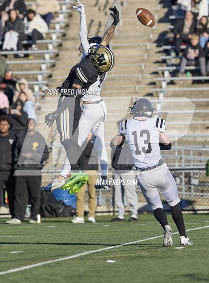 Thumbnail 2 in James Madison vs Westfield (VHSL Class 6D Region Final) photogallery.