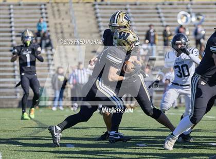 Thumbnail 2 in James Madison vs Westfield (VHSL Class 6D Region Final) photogallery.