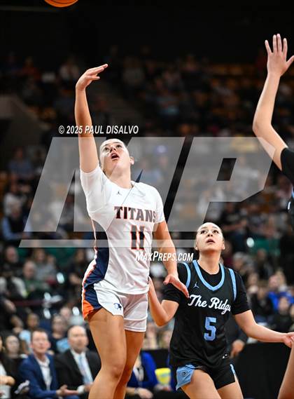 Thumbnail 2 in Riverdale Ridge vs. Legend (CHSAA 6A Final Four) photogallery.