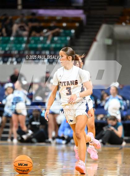 Thumbnail 2 in Riverdale Ridge vs. Legend (CHSAA 6A Final Four) photogallery.