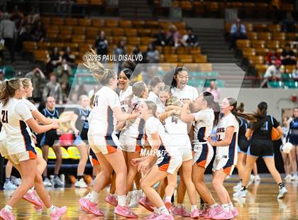 Thumbnail 3 in Riverdale Ridge vs. Legend (CHSAA 6A Final Four) photogallery.