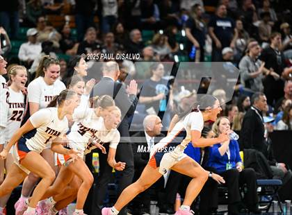 Thumbnail 3 in Riverdale Ridge vs. Legend (CHSAA 6A Final Four) photogallery.
