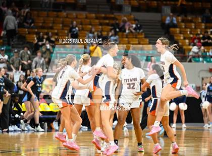Thumbnail 2 in Riverdale Ridge vs. Legend (CHSAA 6A Final Four) photogallery.
