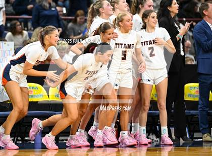 Thumbnail 2 in Riverdale Ridge vs. Legend (CHSAA 6A Final Four) photogallery.