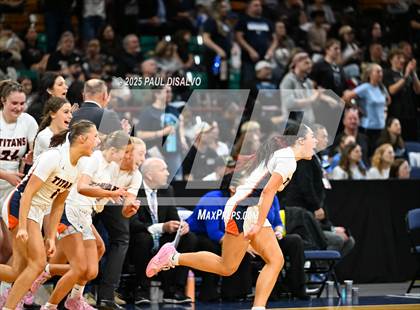 Thumbnail 2 in Riverdale Ridge vs. Legend (CHSAA 6A Final Four) photogallery.